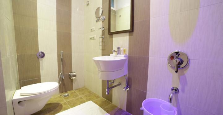Oyo 1681 Hotel Devansh أُودايبور المظهر الخارجي الصورة
