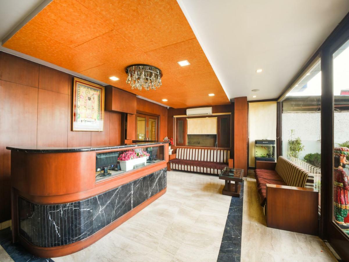 Oyo 1681 Hotel Devansh أُودايبور المظهر الخارجي الصورة