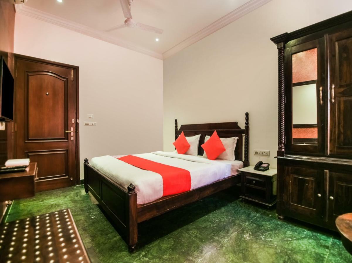 Oyo 1681 Hotel Devansh أُودايبور المظهر الخارجي الصورة