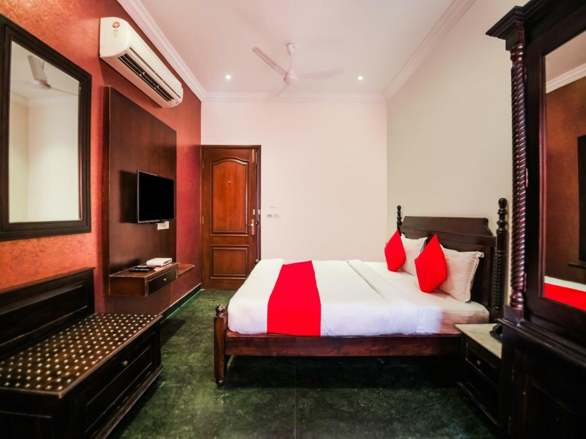 Oyo 1681 Hotel Devansh أُودايبور المظهر الخارجي الصورة