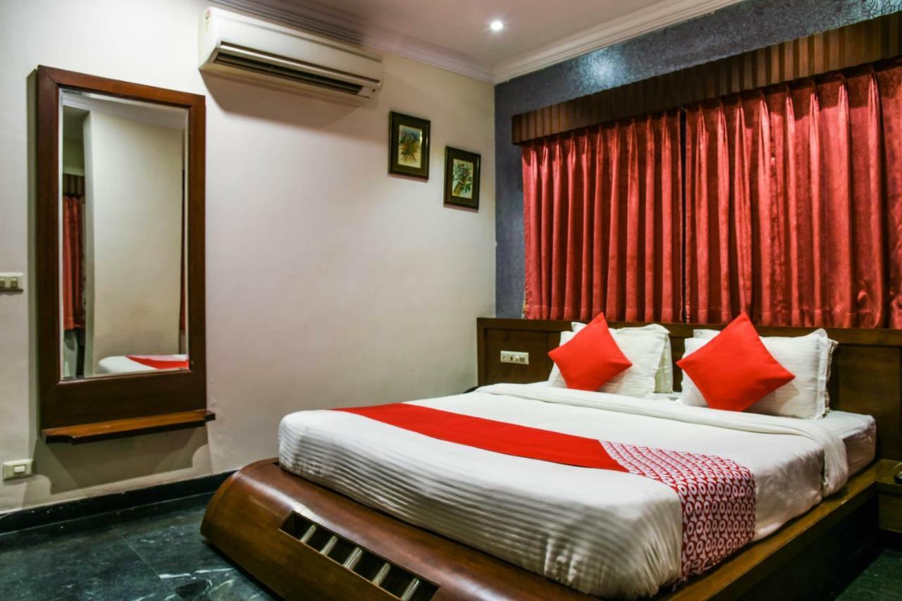 Oyo 1681 Hotel Devansh أُودايبور المظهر الخارجي الصورة