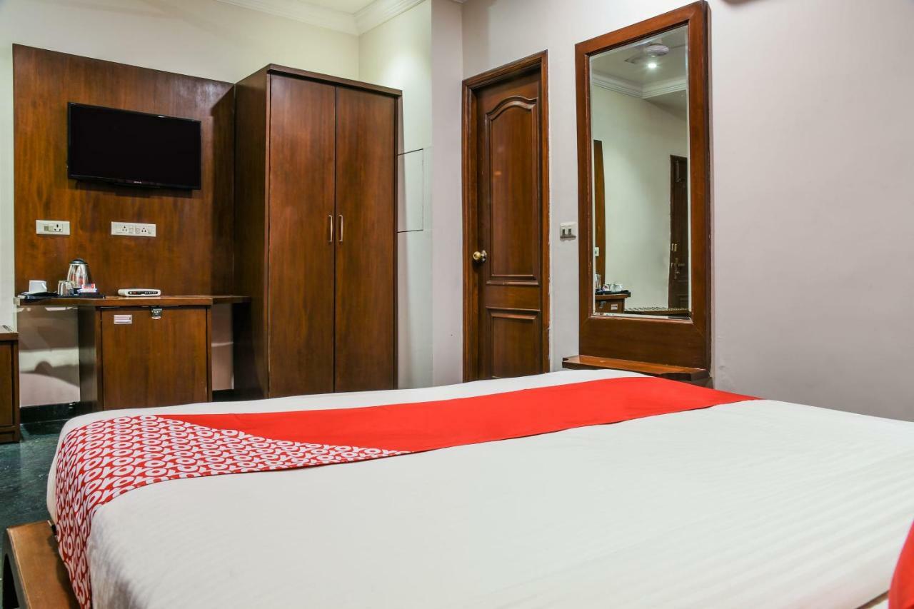 Oyo 1681 Hotel Devansh أُودايبور المظهر الخارجي الصورة